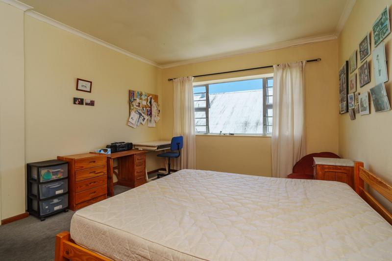 2 Bedroom Property for Sale in Harfield Village Western Cape
